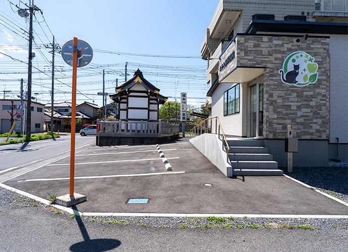 医院正面駐車場